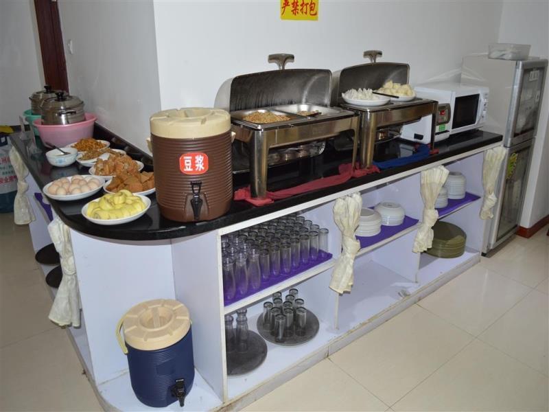 格林联盟贺州八步区灵峰广场酒店 外观 照片